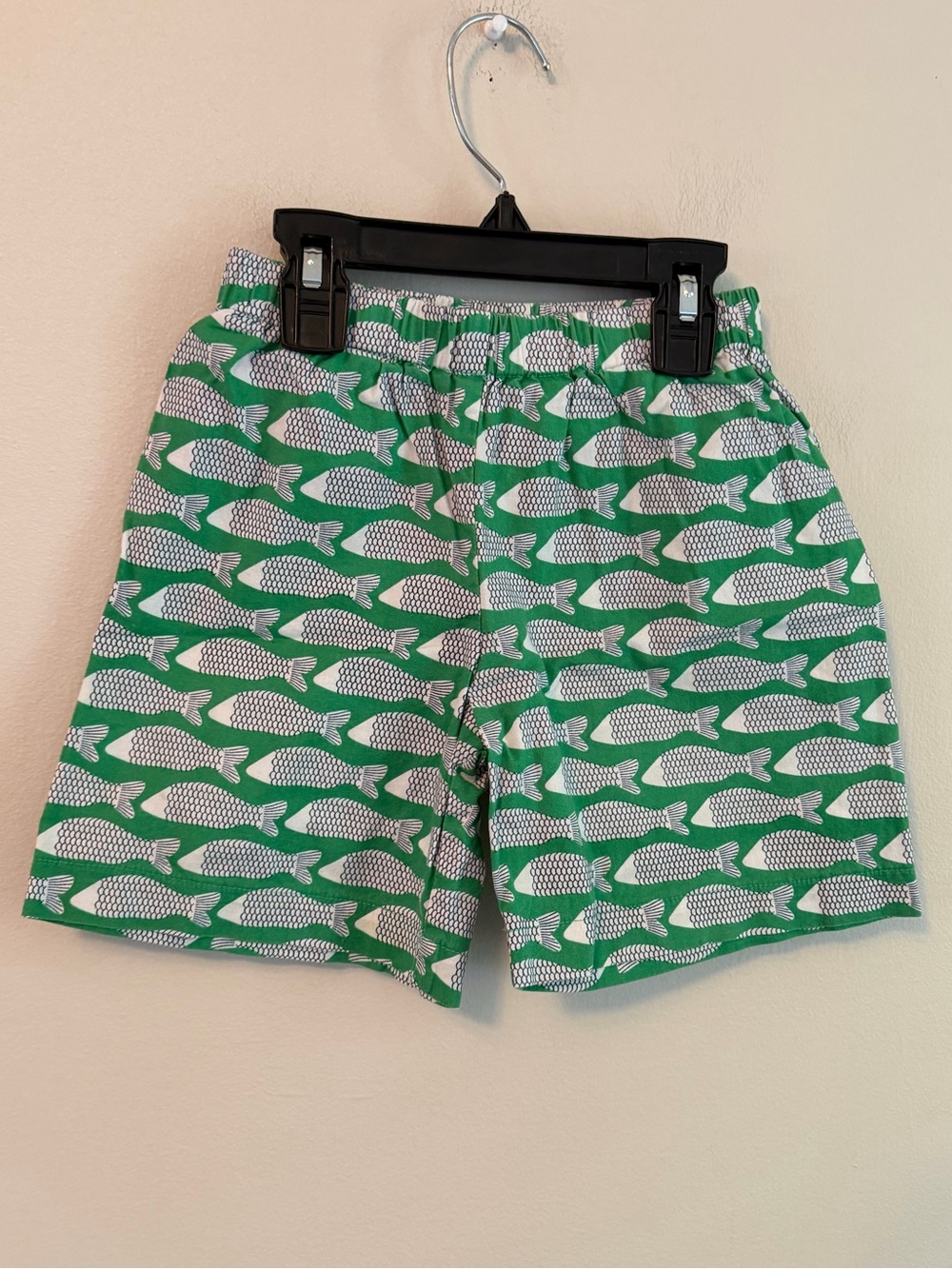 Hannah Kate Green Fish-Print Shorts